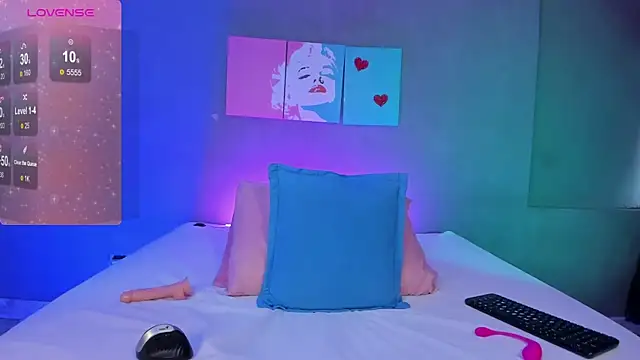 VictoriaMeller online show from March 11, 10:15 pm