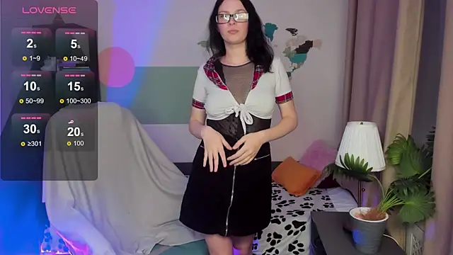 Snapshot of Lisa_Nerdy chatting on November 29, 5:46 pm Lisa Nerdy online show from November 29, 5:46 pm