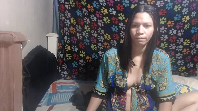 ELIZABET2- online show from April 8, 11:33 am