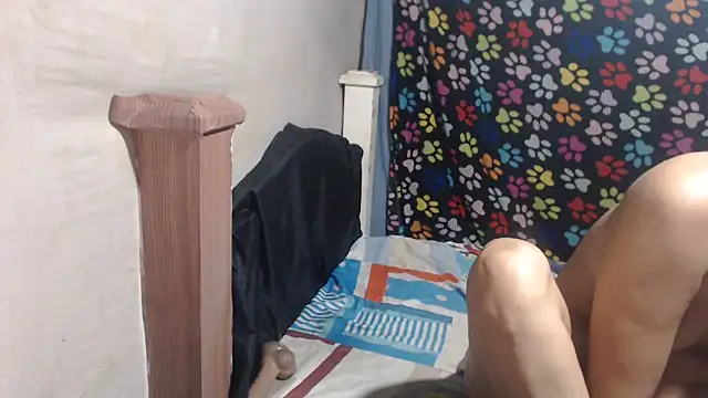 ELIZABET2- online show from March 22, 11:01 am