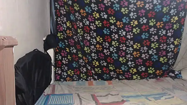 ELIZABET2- online show from April 14, 10:53 am