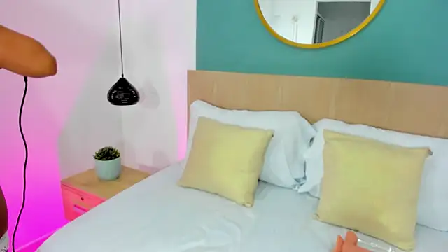 cloey07  online show from January 10, 12:33 pm