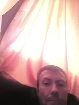 Snapshot of w1cked_couple chatting on April 10, 12:23 pm w1cked couple online show from April 10, 12:23 pm