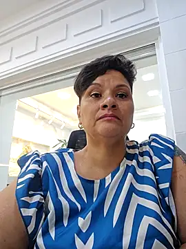 LILIANAJARAMILLO online show from December 3, 10:42 pm