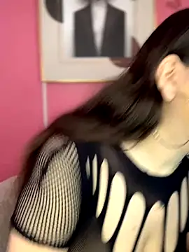 Snapshot of Scarletts_Boobs chatting on November 28, 8:09 pm Scarletts Boobs online show from November 28, 8:09 pm