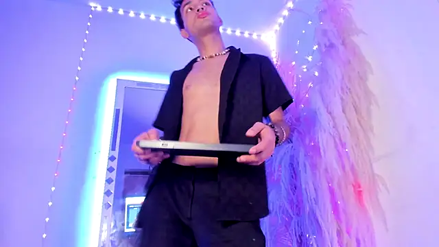 All fetiche online show from November 27, 1:00 pm