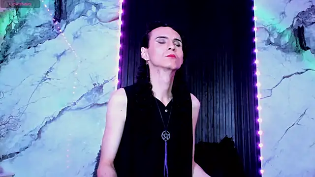 All fetiche online show from December 1, 1:45 pm