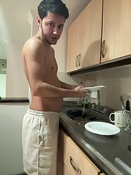 RicoValen online show from February 22, 1:30 am