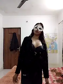 Cute Girl 27 online show from November 30, 3:24 pm