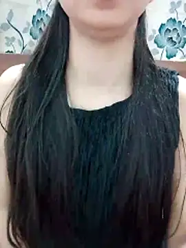 Cute Girl 27 online show from February 22, 7:04 pm