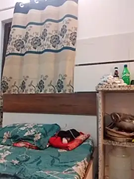 Cute Girl 27 online show from December 22, 6:30 pm