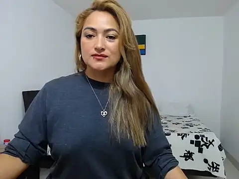 ximenaxcite19 online show from December 1, 1:01 pm