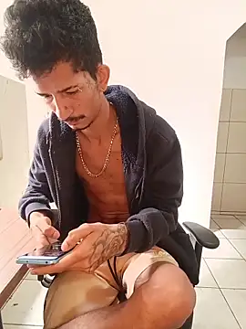 theyllorwillian online show from April 2, 12:56 pm