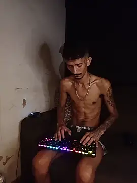 theyllorwillian online show from May 13, 11:28 am