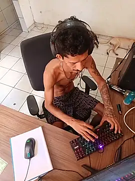 theyllorwillian online show from April 14, 1:16 pm