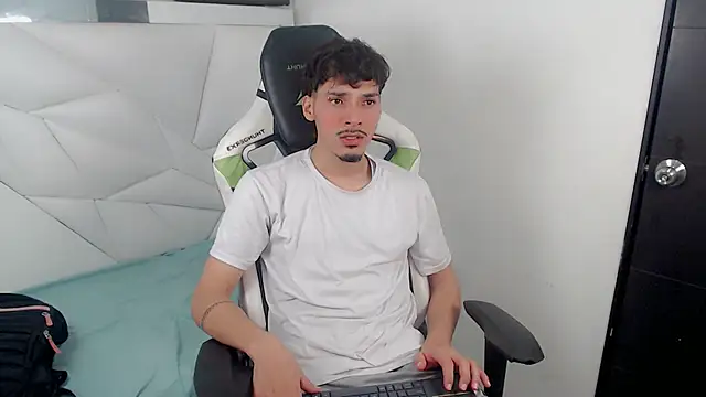 Yankeee  online show from November 28, 3:50 am