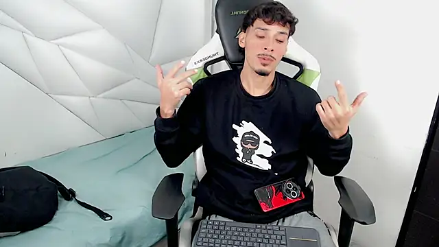 Yankeee  online show from November 27, 5:08 am