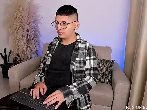 Juan belmont online show from April 17, 1:41 am