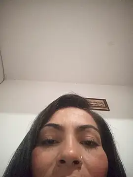 leidhy online show from November 27, 3:51 am