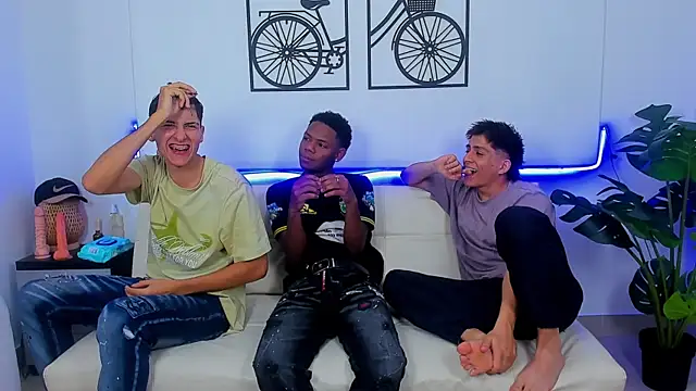 Crazy porkys online show from February 18, 7:32 pm