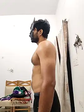 Snapshot of Amit22122 chatting on June 23, 3:37 am Amit22122 online show from June 23, 3:37 am