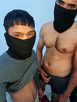 Amit22122 online show from December 17, 1:05 pm