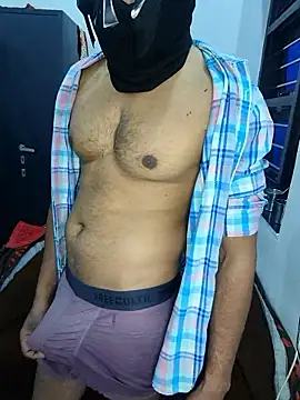 Snapshot of Amit22122 chatting on January 19, 1:09 am Amit22122 online show from January 19, 1:09 am