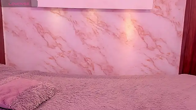 Dakota ferreti  online show from March 20, 6:36 am