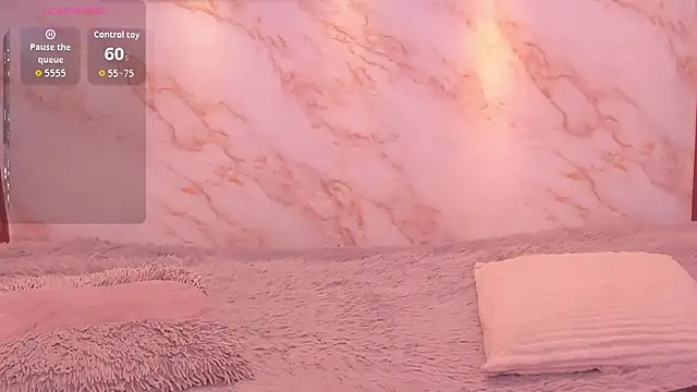 Dakota ferreti  online show from March 11, 9:09 pm