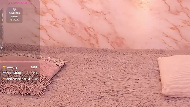 Snapshot of Dakota_ferreti_ chatting on February 6, 11:39 am Dakota ferreti online show from February 6, 11:39 am