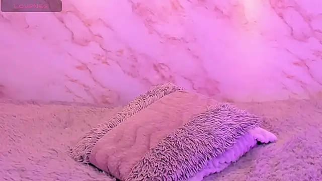 Dakota ferreti  online show from March 23, 4:23 am