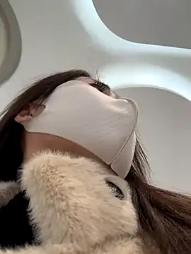 Seven-017 online show from December 18, 5:12 am