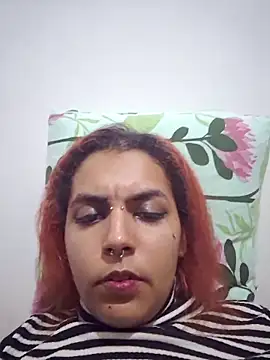 Todinhasua1 online show from November 26, 7:25 pm