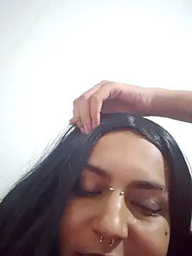 Todinhasua1 online show from November 26, 7:19 am