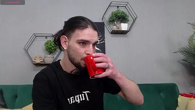 KaneHunter online show from April 9, 8:04 pm