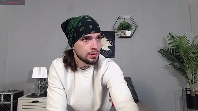 KaneHunter online show from March 13, 7:30 pm