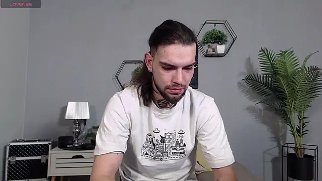 KaneHunter online show from March 14, 8:59 pm