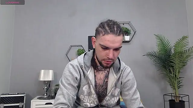 KaneHunter online show from April 17, 6:55 pm