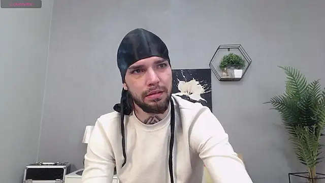 KaneHunter online show from March 3, 11:45 pm