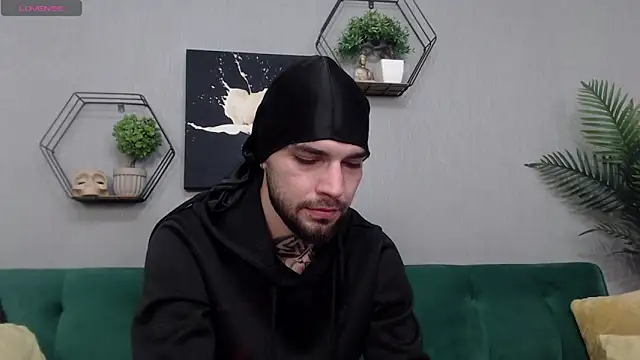 KaneHunter online show from March 18, 7:04 pm