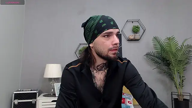 KaneHunter online show from February 23, 9:15 pm