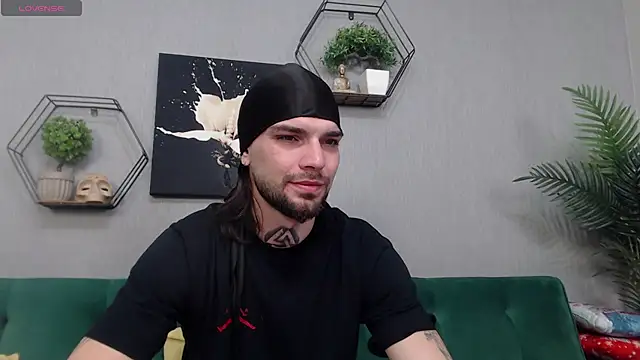 KaneHunter online show from March 10, 8:46 pm