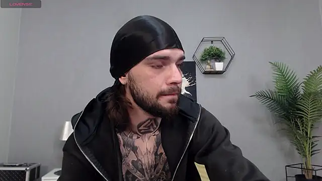 KaneHunter online show from March 29, 7:37 pm