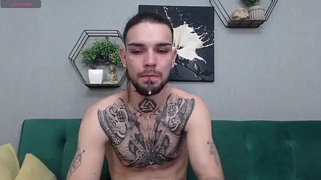 KaneHunter online show from February 5, 8:59 pm