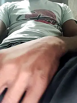 male hub online show from November 30, 4:30 pm