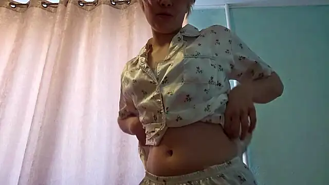 LunariaNicole online show from March 25, 9:08 am