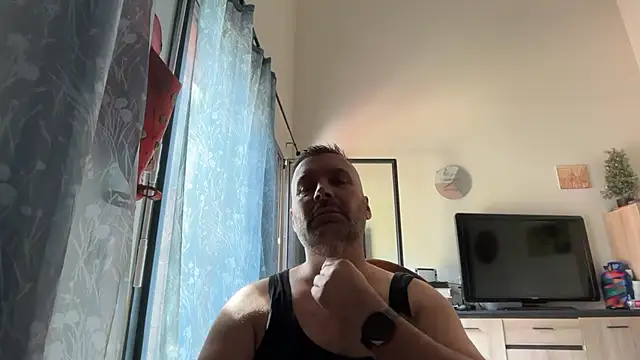 coolsmith81 online show from June 24, 3:43 pm