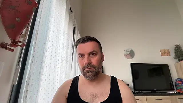 coolsmith81 online show from May 21, 6:55 am
