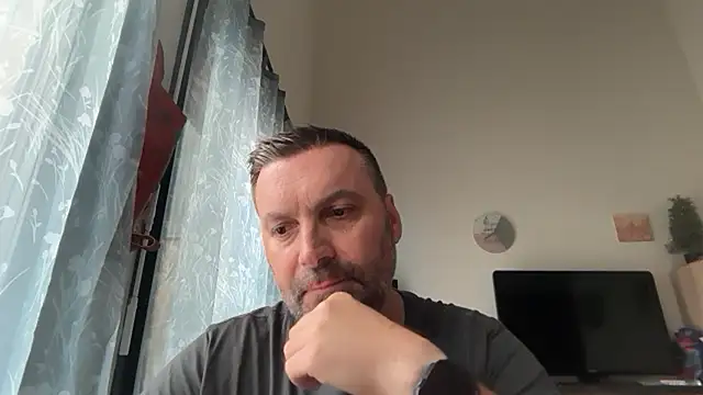 coolsmith81 online show from June 16, 7:30 am
