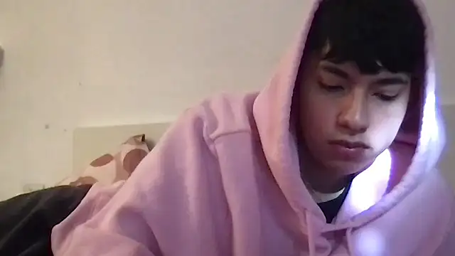 Snapshot of bhura2020 chatting on November 26, 10:37 am bhura2020 online show from November 26, 10:37 am